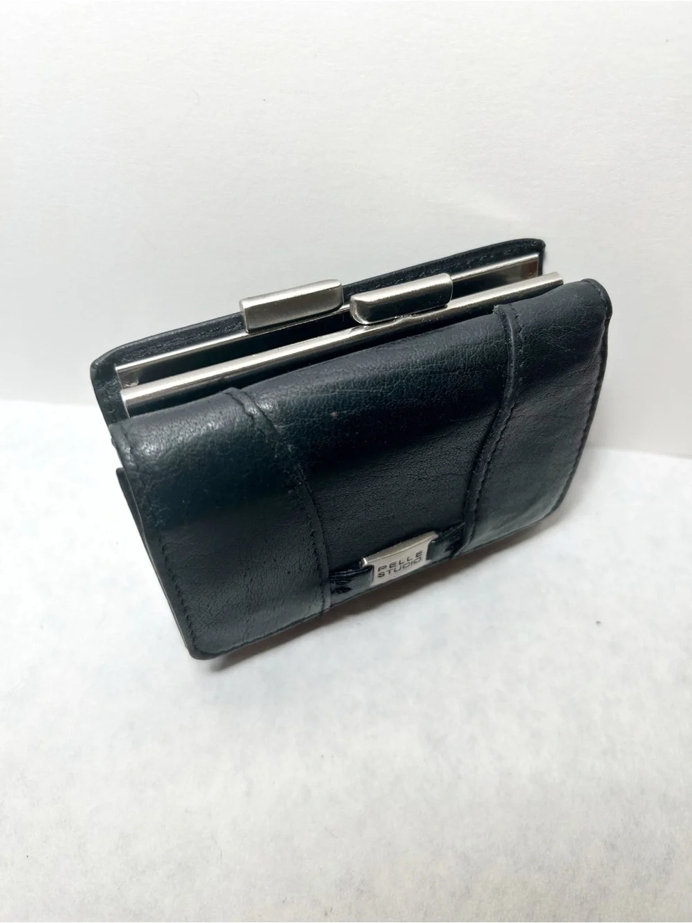 Pelle Studio Genuine Leather Black Trifold Wallet with Kiss Lock EUC